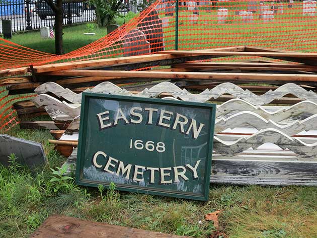 dead house eastern cemetery signage