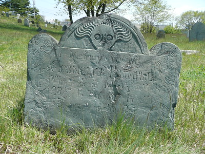 Cornelius Bramhall head stone