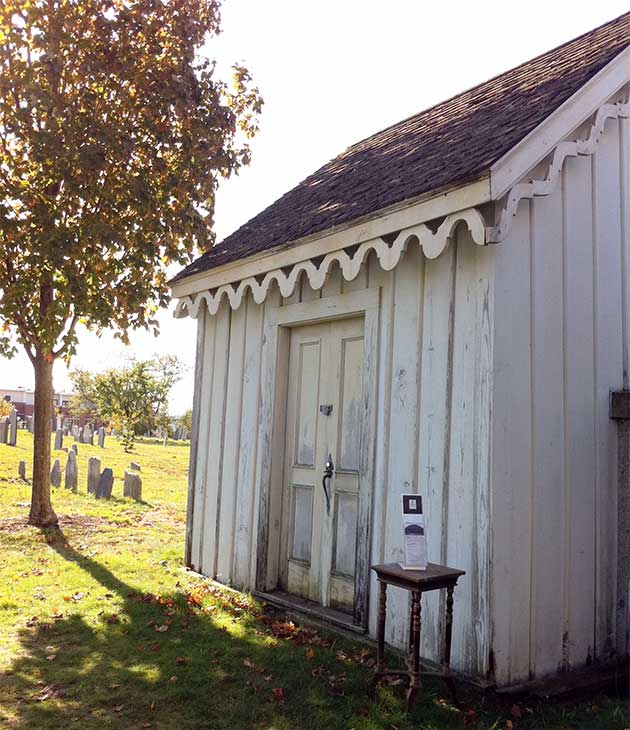 dead house at entrance